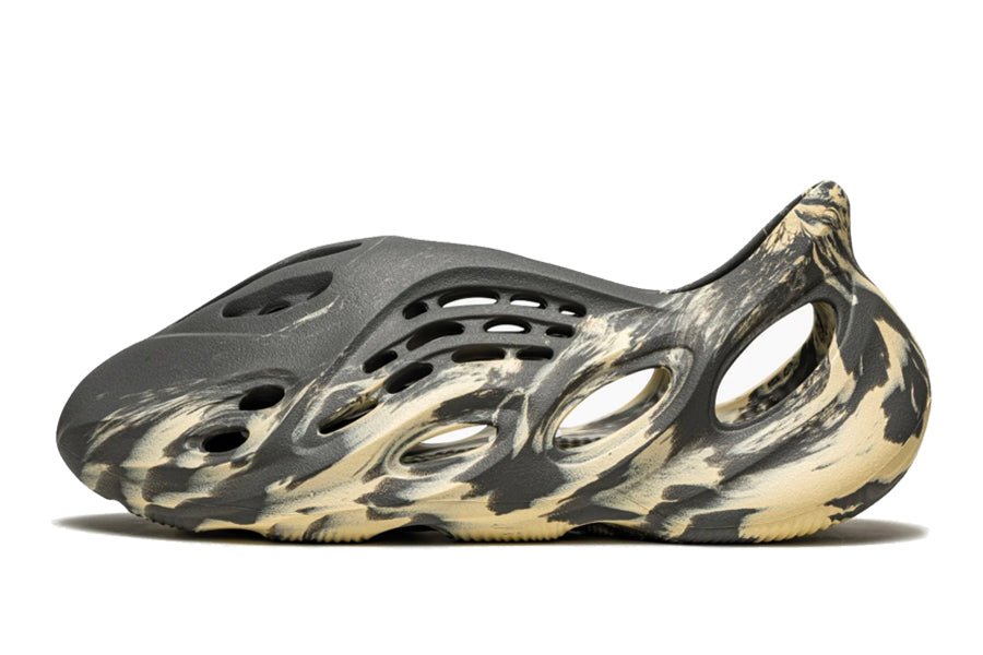 Adidas Yeezy Foam RNNR MXT Moon Gray â Valued