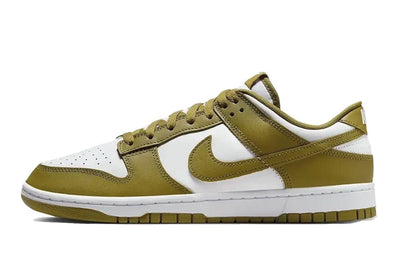 Ein beliebter Nike Dunk Low Retro Pacific Moss. - Valued