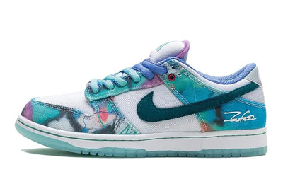 Ein beliebter Nike Dunk SB Low Futura Laboratories Bleached Aqua. - Valued