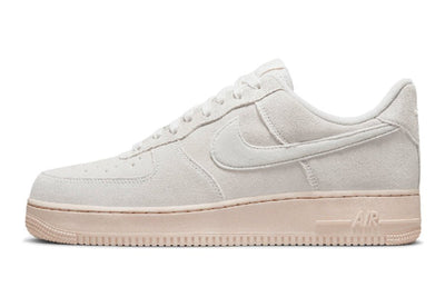Nike Air Force 1 Low Winter Premium Summit White - Valued
