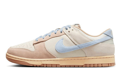 Ein beliebter Nike Dunk Low Light Armory Blue. - Valued