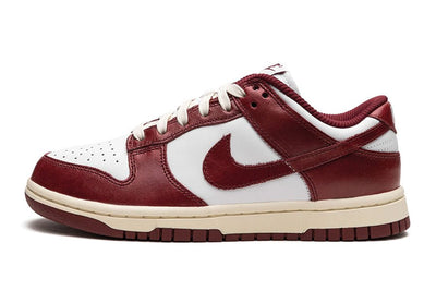Nike Dunk Low Team Red - Valued
