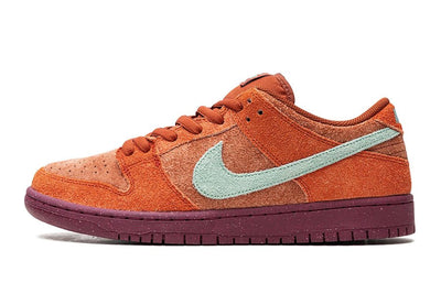 Nike Dunk SB Low Mystic Red - Valued